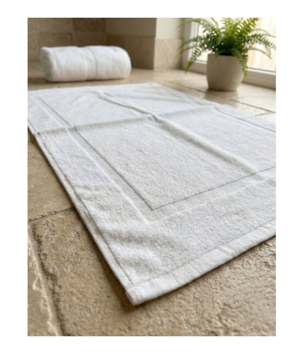 Bath Mat White DL
