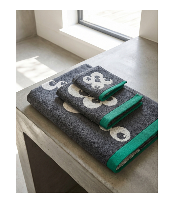 Oeil Jacquard Towel 2601
